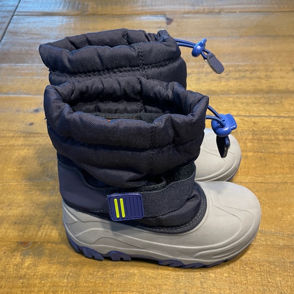 Cat & Jack Thermolite Kids Winter Boots- Navy Blue and Gray